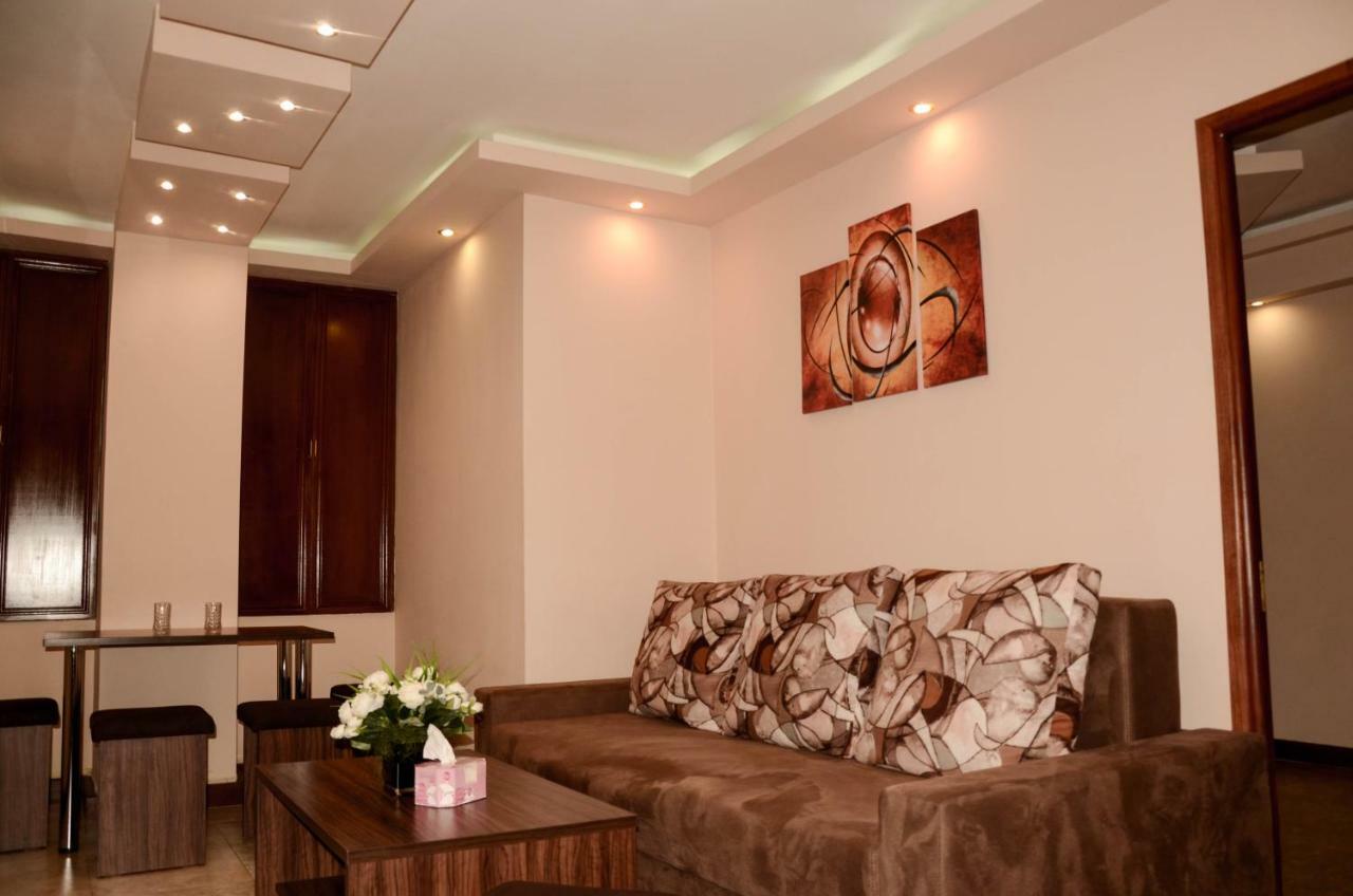Prime Hotel Tours Jerevan Exteriör bild