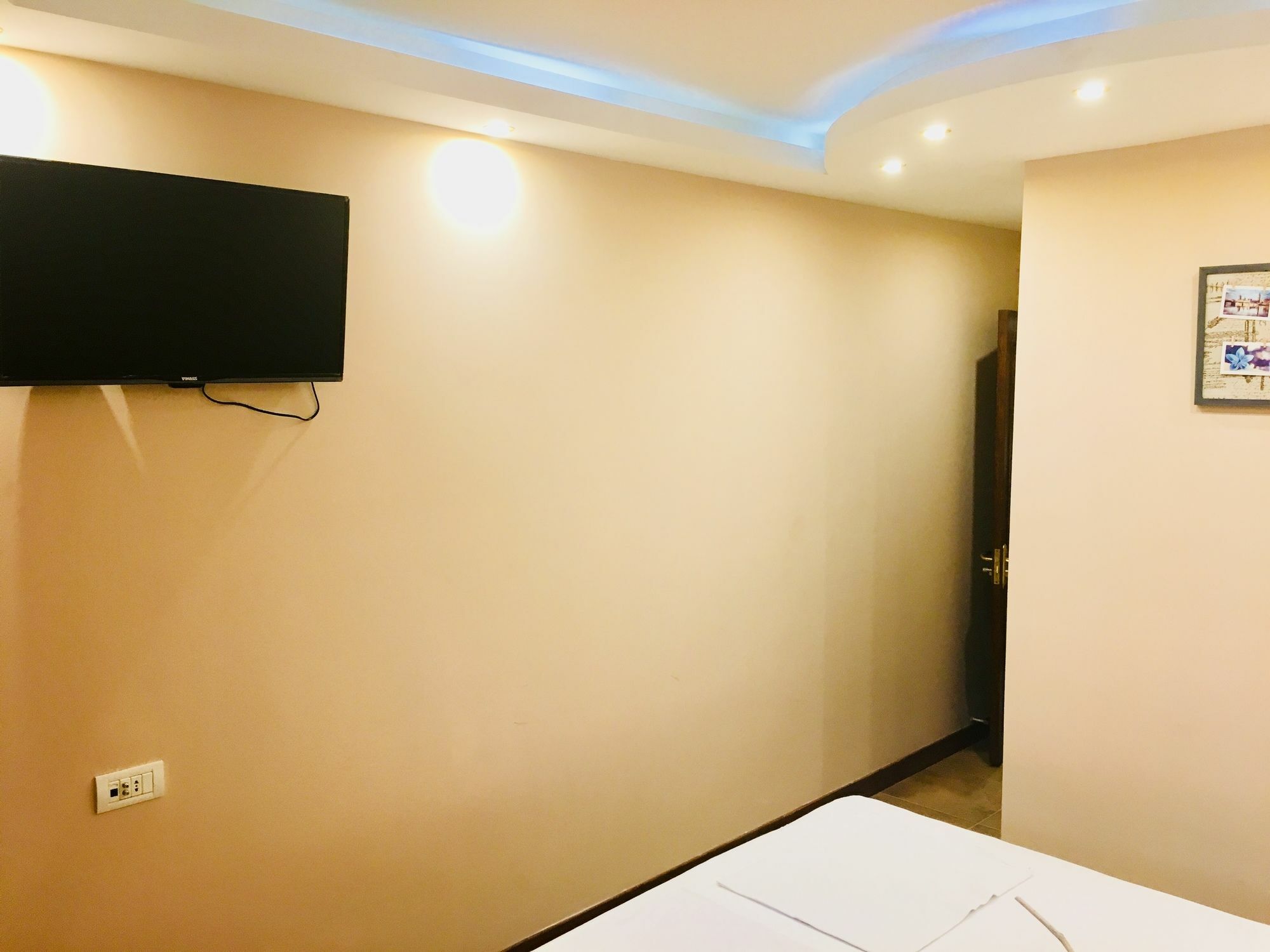 Prime Hotel Tours Jerevan Exteriör bild