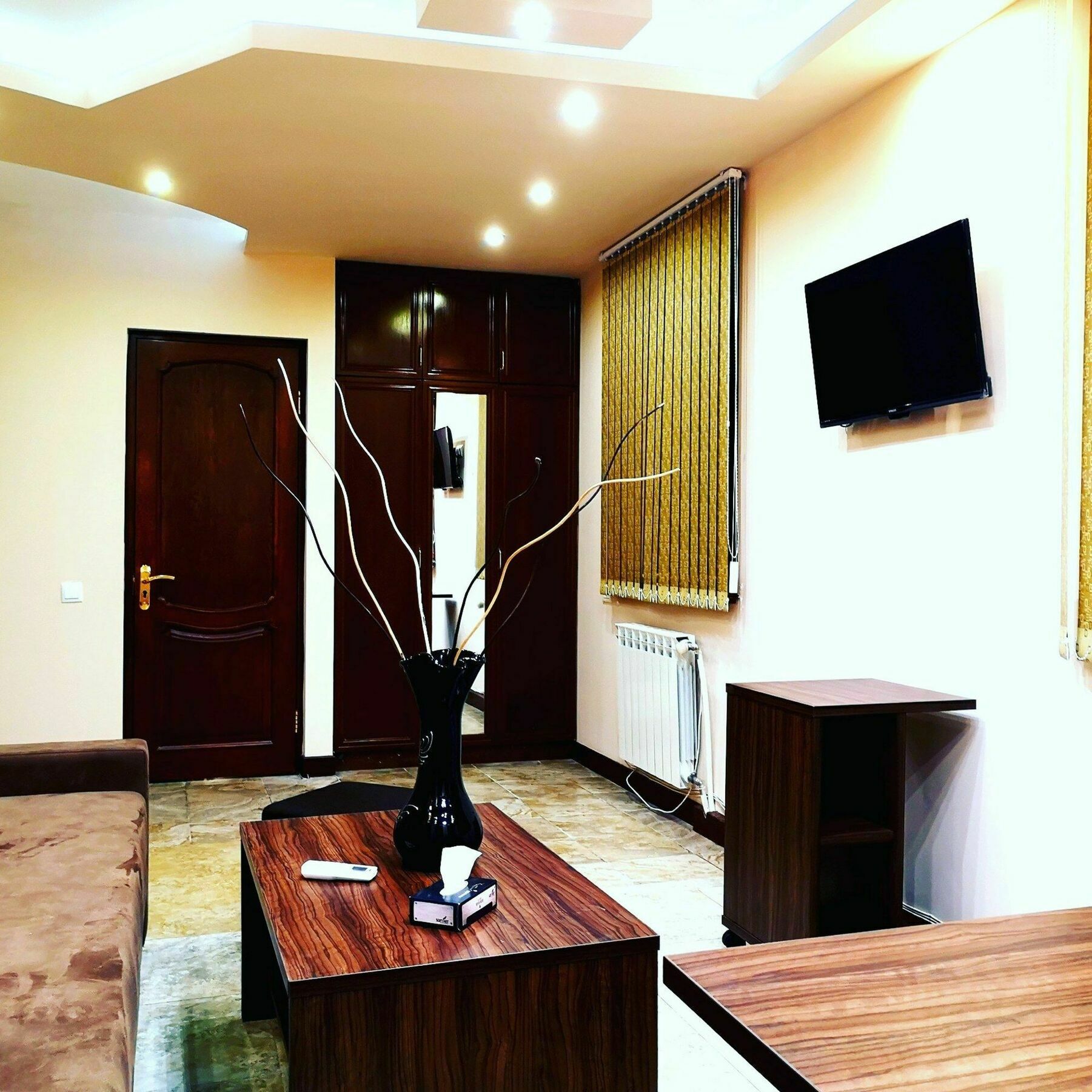 Prime Hotel Tours Jerevan Exteriör bild